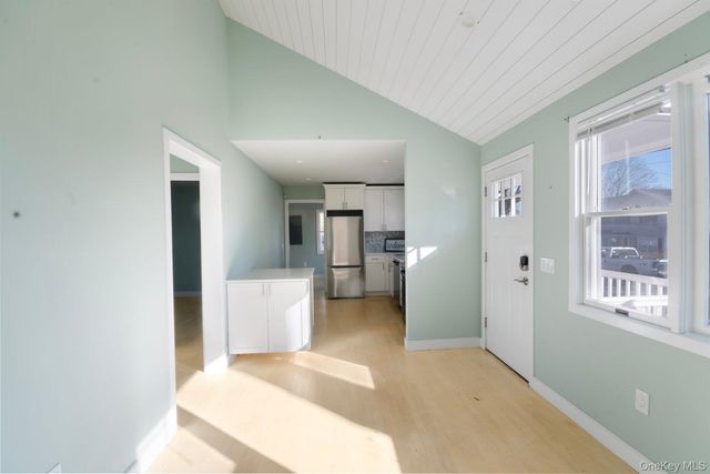 16 Overbrook Street, Riverhead, NY 11901