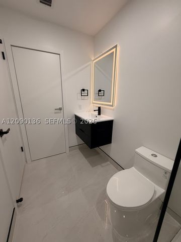 20924 Grouper Dr, Cutler Bay, FL 33189