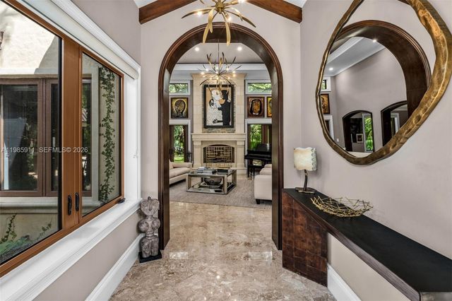 6201 SW 96th St, Pinecrest, FL 33156