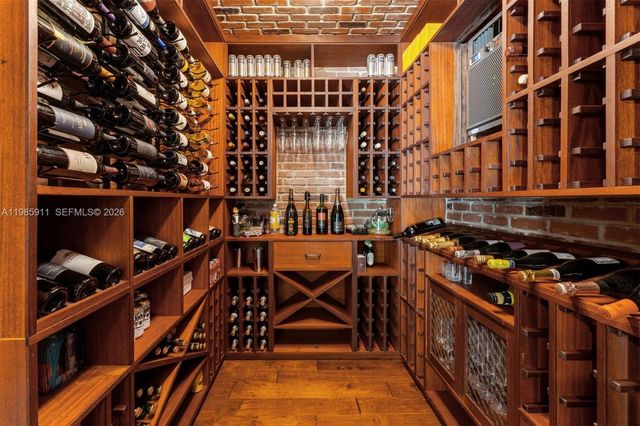 6201 SW 96th St, Pinecrest, FL 33156