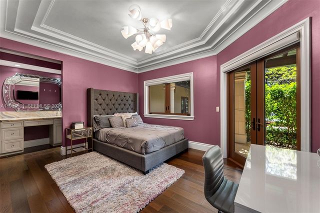 6201 SW 96th St, Pinecrest, FL 33156