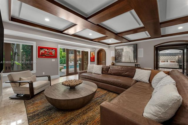 6201 SW 96th St, Pinecrest, FL 33156