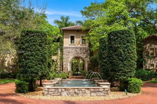 6201 SW 96th St, Pinecrest, FL 33156