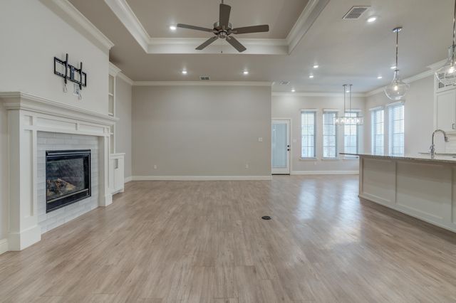 204 Joliet Avenue, Levelland, TX 79336