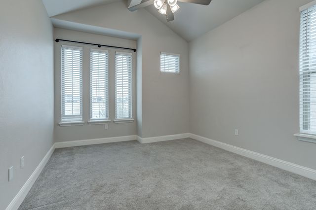 204 Joliet Avenue, Levelland, TX 79336