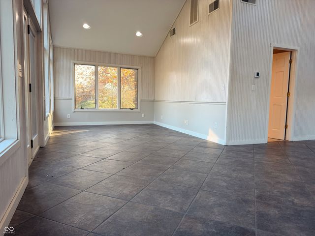 542 S 150 Road W, Greensburg, IN 47240