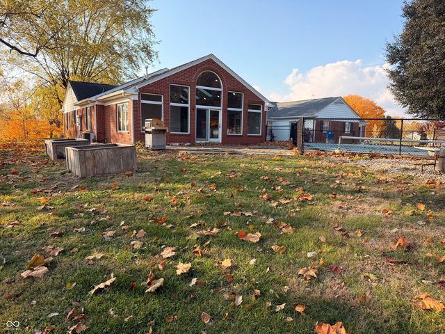 542 S 150 Road W, Greensburg, IN 47240