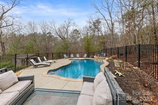 244 Mark Ryan Lane, Dallas, NC 28034