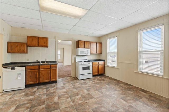 200 & 204 W Main Street, Waunakee, WI 53597