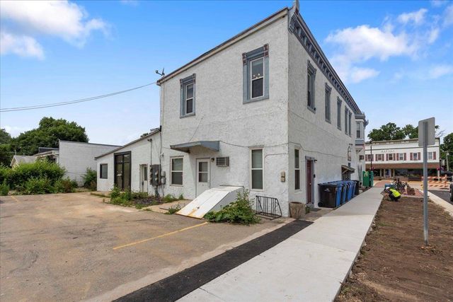 200 & 204 W Main Street, Waunakee, WI 53597