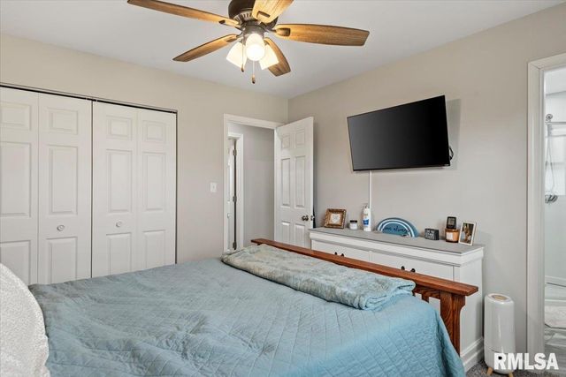 108 Glen Aire Drive, Springfield, IL 62703