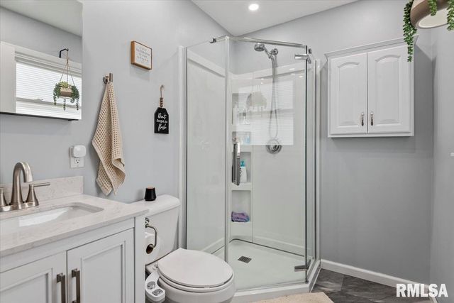 108 Glen Aire Drive, Springfield, IL 62703