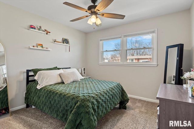 108 Glen Aire Drive, Springfield, IL 62703