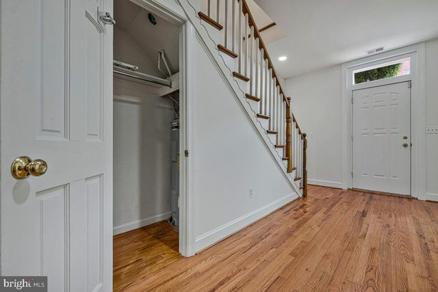 1233 4TH ST NW, Washington, DC 20001