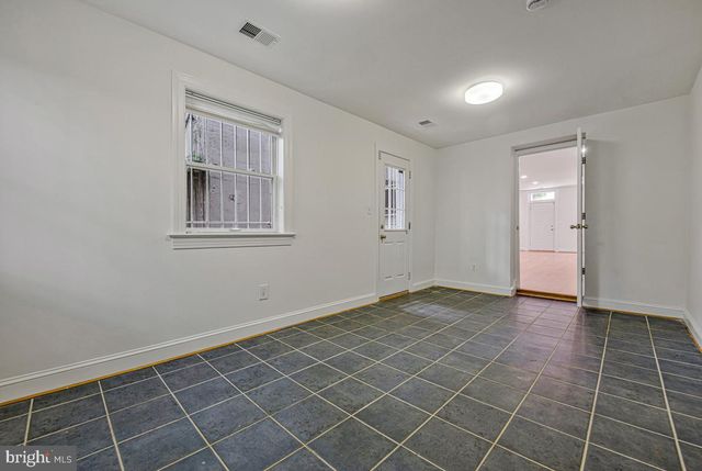 1233 4TH ST NW, Washington, DC 20001