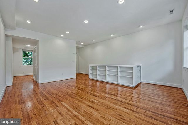 1233 4TH ST NW, Washington, DC 20001