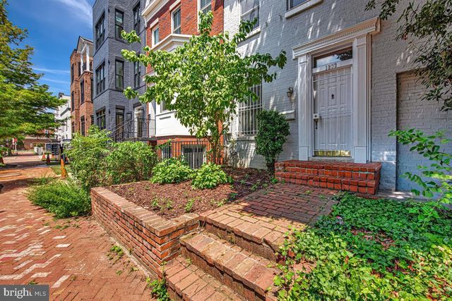1233 4TH ST NW, Washington, DC 20001
