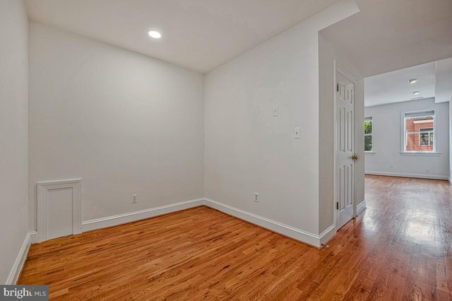 1233 4TH ST NW, Washington, DC 20001