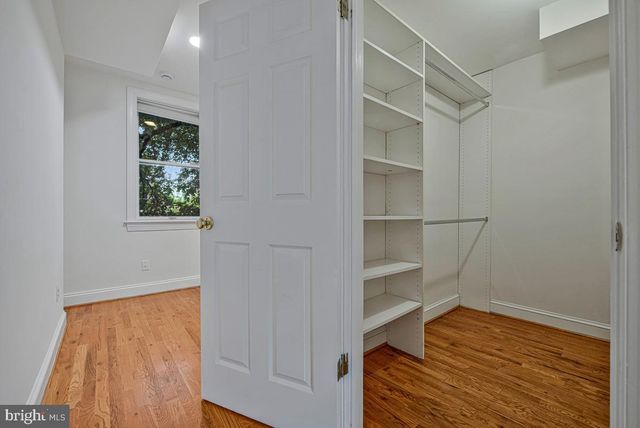 1233 4TH ST NW, Washington, DC 20001