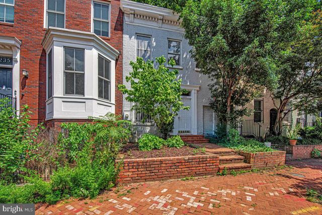 1233 4TH ST NW, Washington, DC 20001