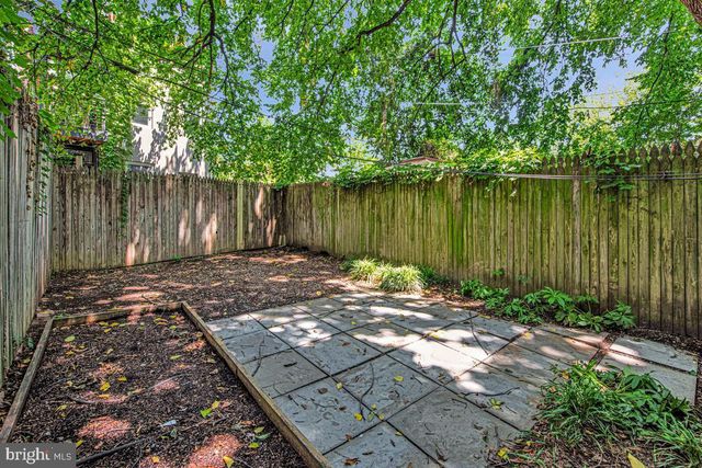 1233 4TH ST NW, Washington, DC 20001