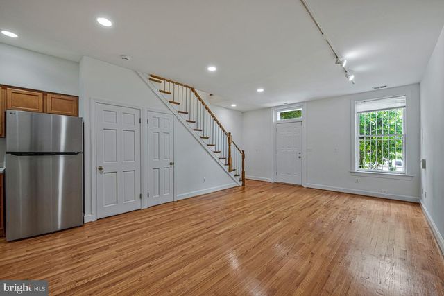 1233 4TH ST NW, Washington, DC 20001