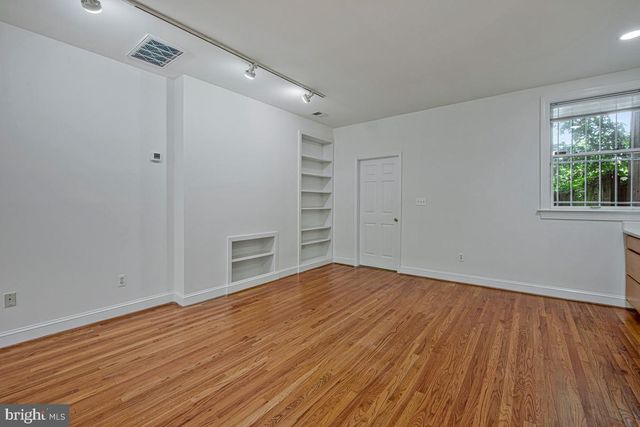 1233 4TH ST NW, Washington, DC 20001