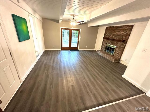 608 Devonshire Drive, Belleville, IL 62226