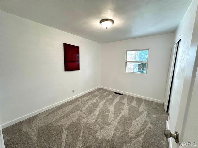 608 Devonshire Drive, Belleville, IL 62226