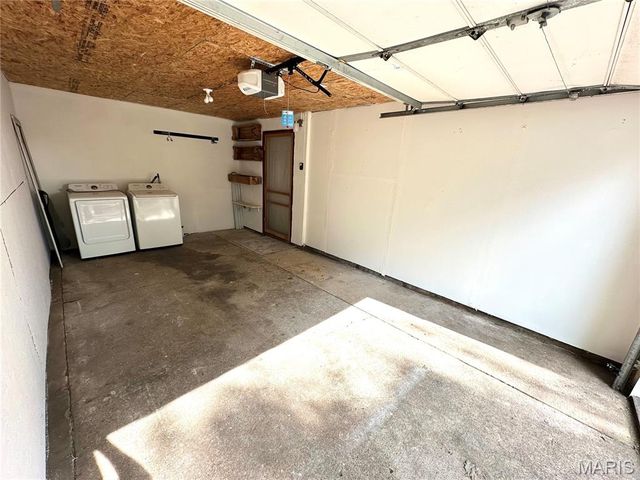 608 Devonshire Drive, Belleville, IL 62226