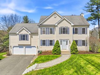 1 Quail Run, Upton, MA 01568