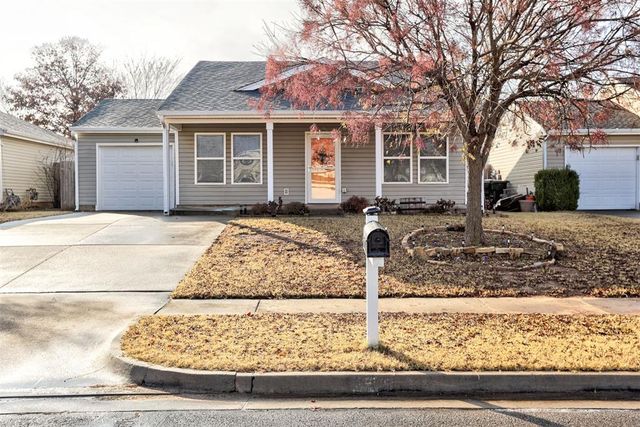 512 Dayflower Lane, Norman, OK 73069