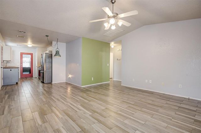 512 Dayflower Lane, Norman, OK 73069