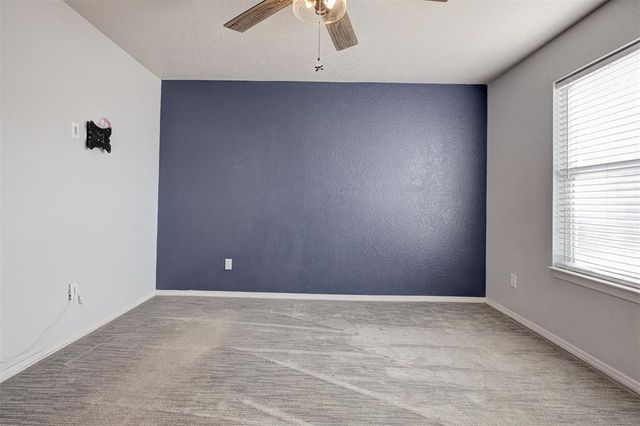 512 Dayflower Lane, Norman, OK 73069