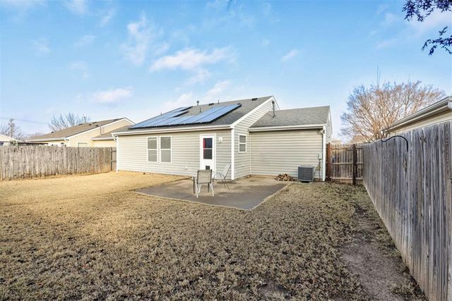 512 Dayflower Lane, Norman, OK 73069