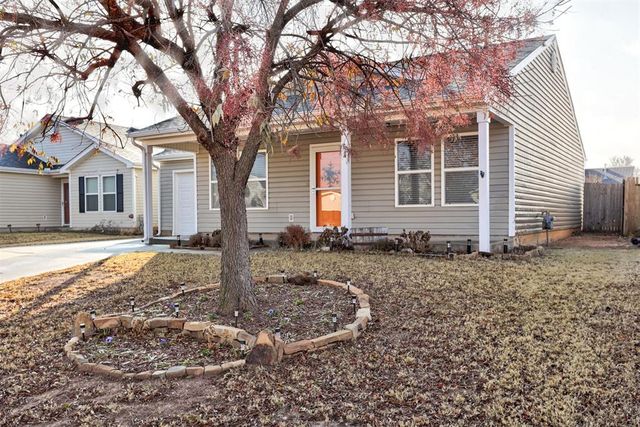 512 Dayflower Lane, Norman, OK 73069