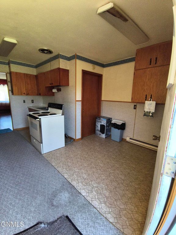 416 Main Street, Edgeley, ND 58433 photo 10