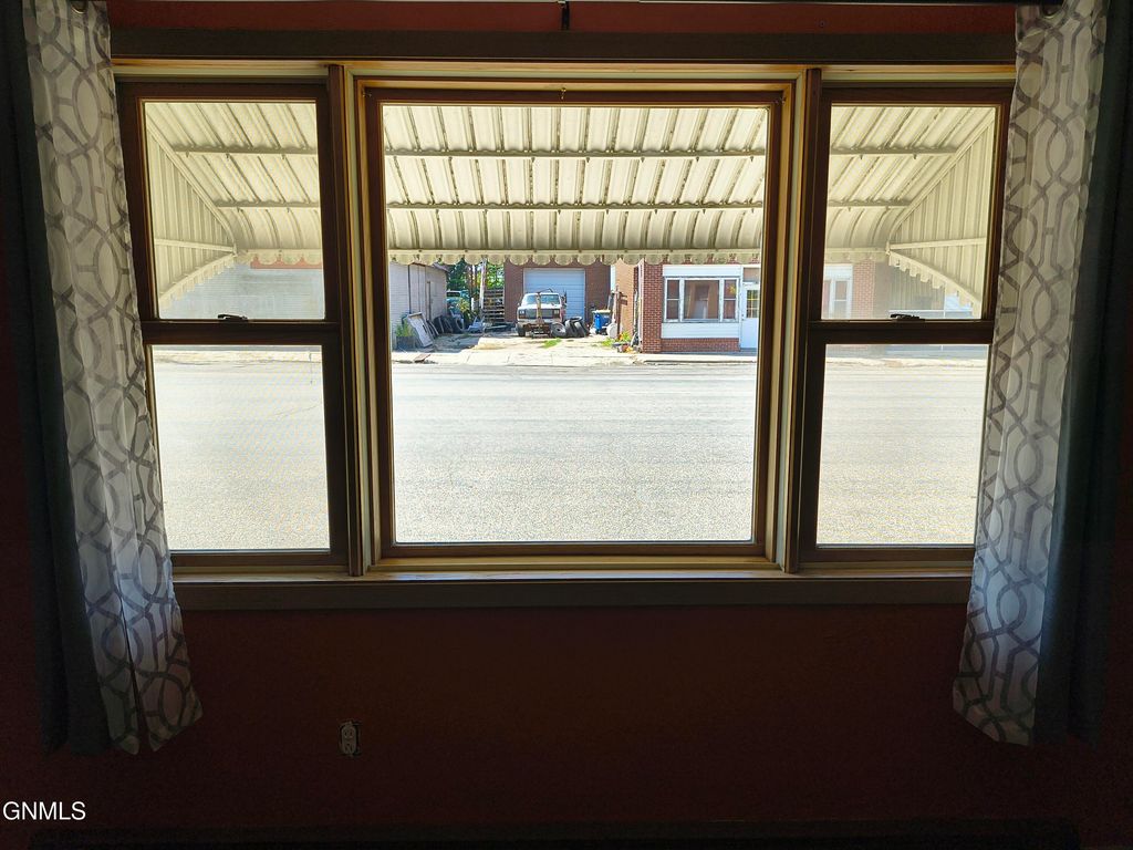 416 Main Street, Edgeley, ND 58433 photo 31