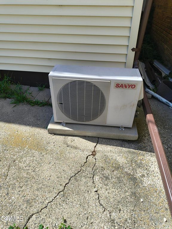 416 Main Street, Edgeley, ND 58433 photo 32