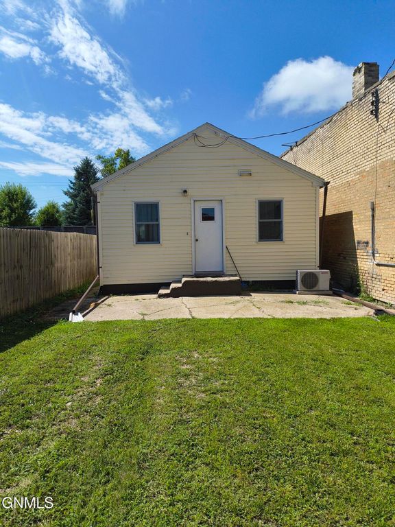 416 Main Street, Edgeley, ND 58433 photo 33