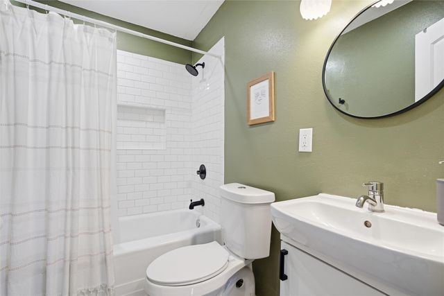 3700 N 23rd Street, Waco, TX 76708