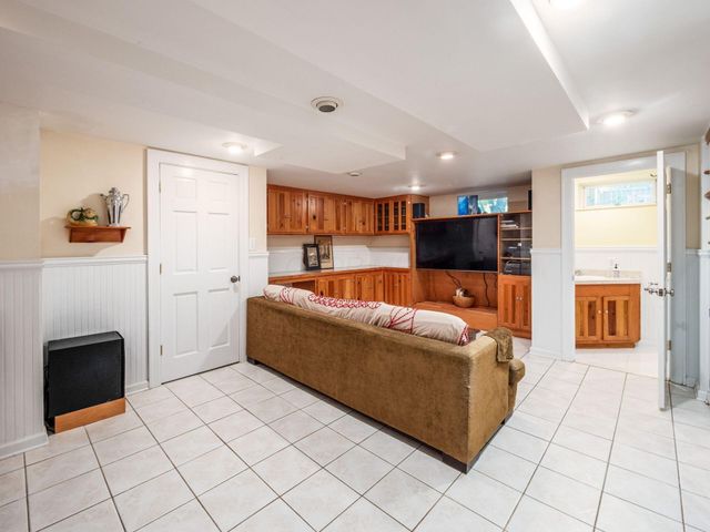 2424 Sherwood Road, Bexley, OH 43209