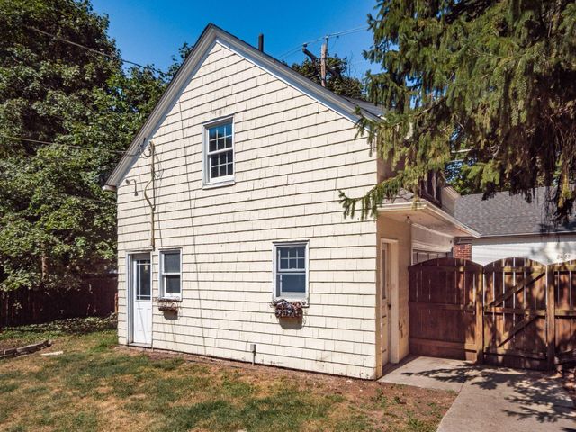 2424 Sherwood Road, Bexley, OH 43209