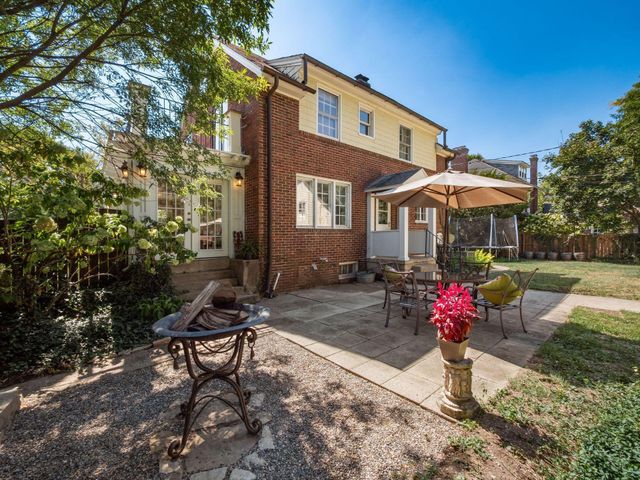 2424 Sherwood Road, Bexley, OH 43209