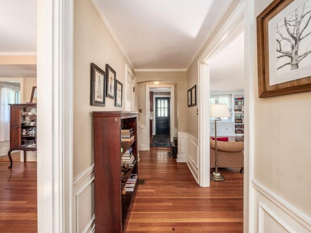 2424 Sherwood Road, Bexley, OH 43209