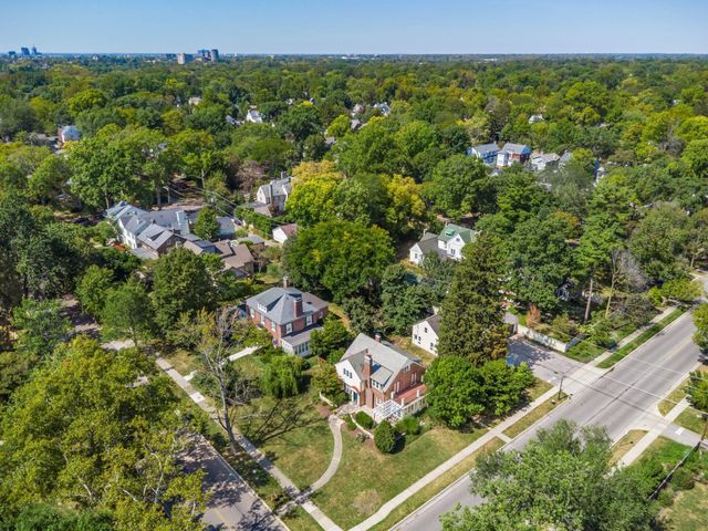 2424 Sherwood Road, Bexley, OH 43209