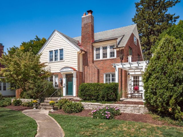 2424 Sherwood Road, Bexley, OH 43209