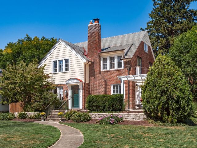 2424 Sherwood Road, Bexley, OH 43209