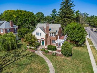 2424 Sherwood Road, Bexley, OH 43209