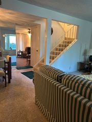 4032 Oak Villa Cir, Carmichael, CA 95608